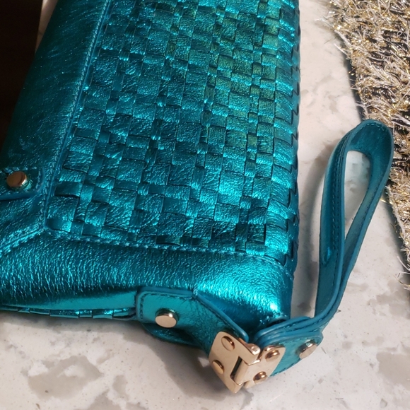 Elliot Lucca - Picture 4 of 4